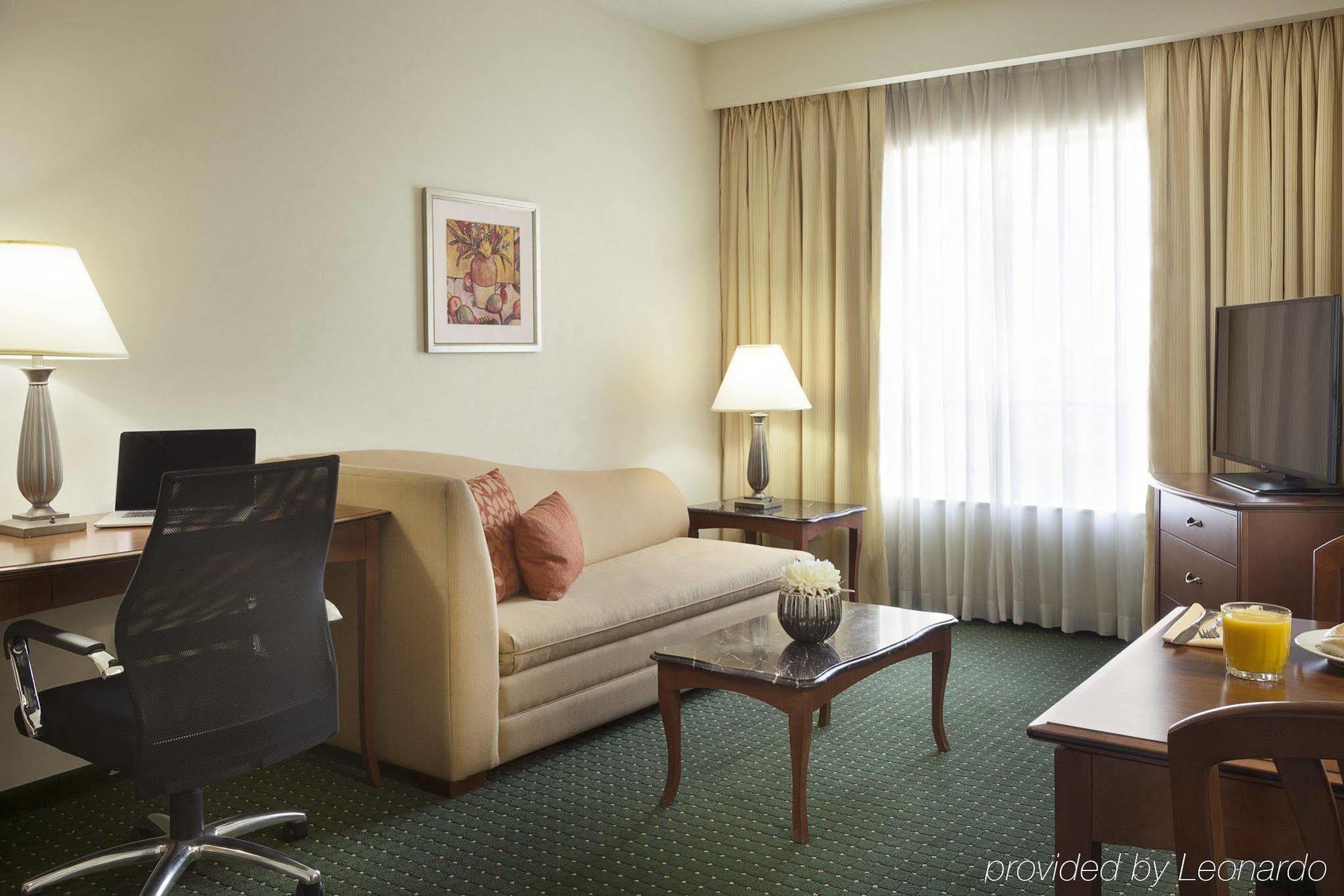Residence Inn By Marriott Toronto Airport Exterior foto